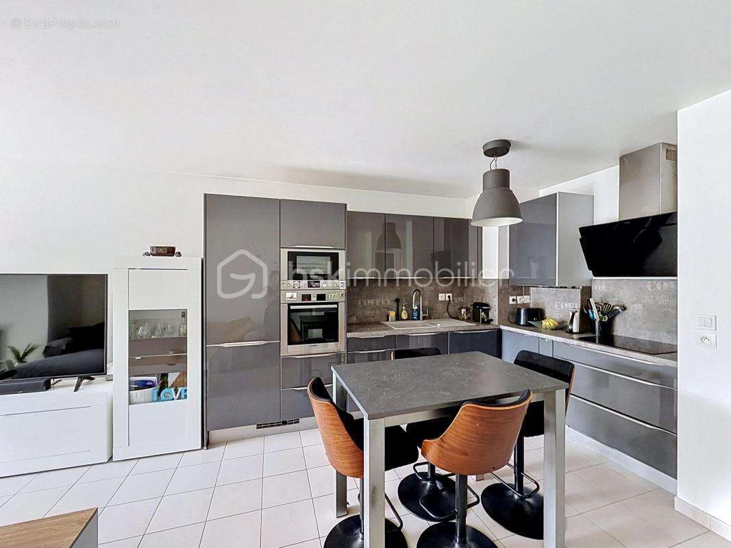 Appartement à LIMEIL-BREVANNES