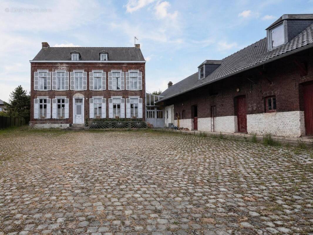 Photo 1 - Maison à CAPPELLE-EN-PEVELE