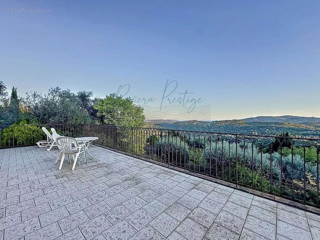 Maison à SPERACEDES