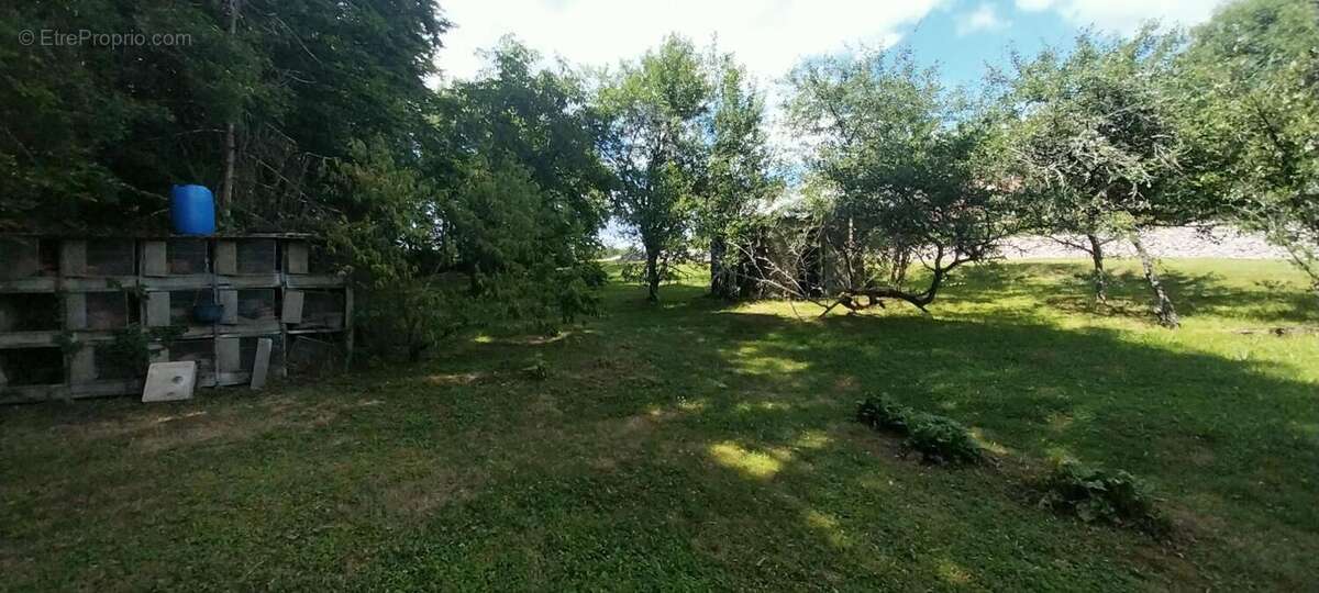 Maison à HAUTEVELLE