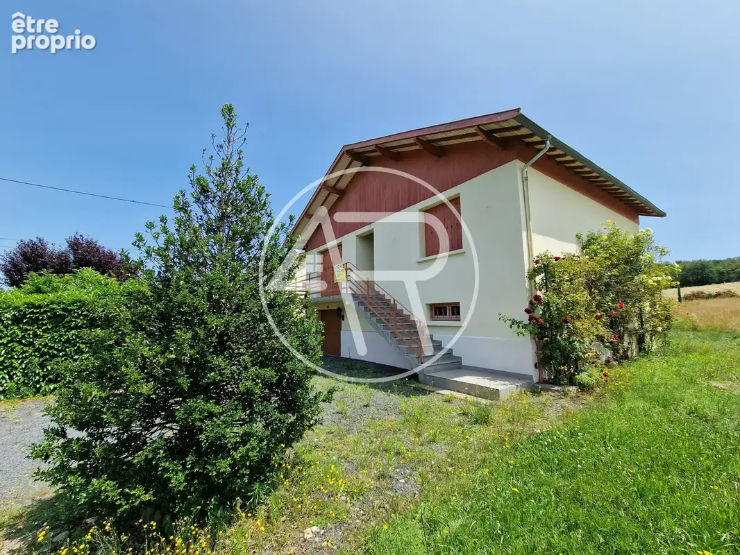 Photo Maison à Vergongheon au prix de 130 000€
