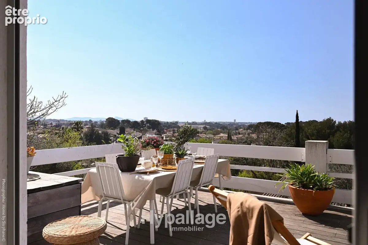 Villa T5 200 m2 avec piscine, stationnement et terrain de 1 600 m2 - photo 7