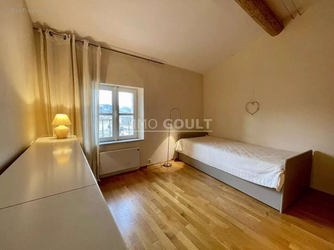 Maison à SAINT-SATURNIN-LES-APT