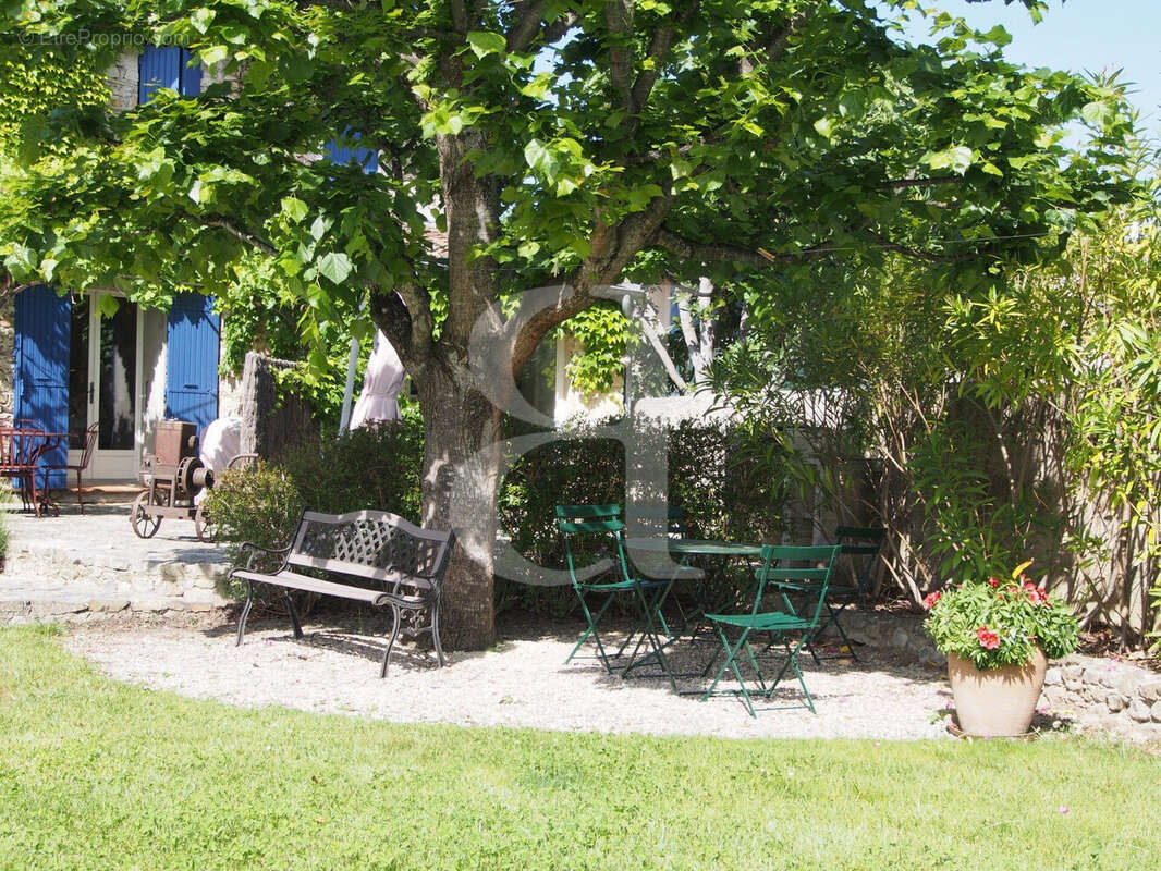 Maison à VAISON-LA-ROMAINE