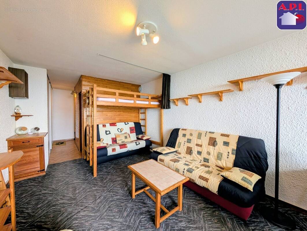 Appartement à VILLENEUVE-D'OLMES