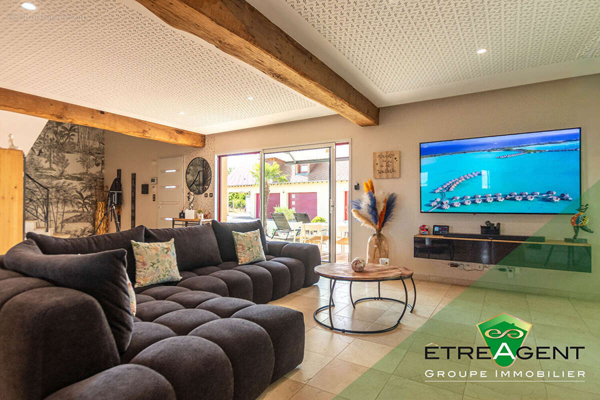 Maison SAINT AUBIN D'ÉCROSVILLE - 379 m² - 5 chambres - photo 6