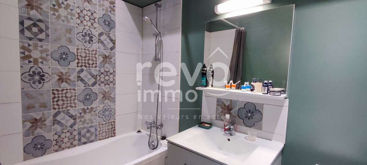 Bourg, proche commodites - photo 6
