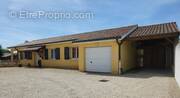 Photo 1 - Maison à CRUZILLES-LES-MEPILLAT