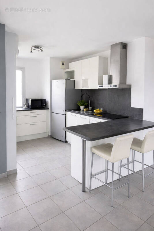 Appartement à MARSEILLE-3E
