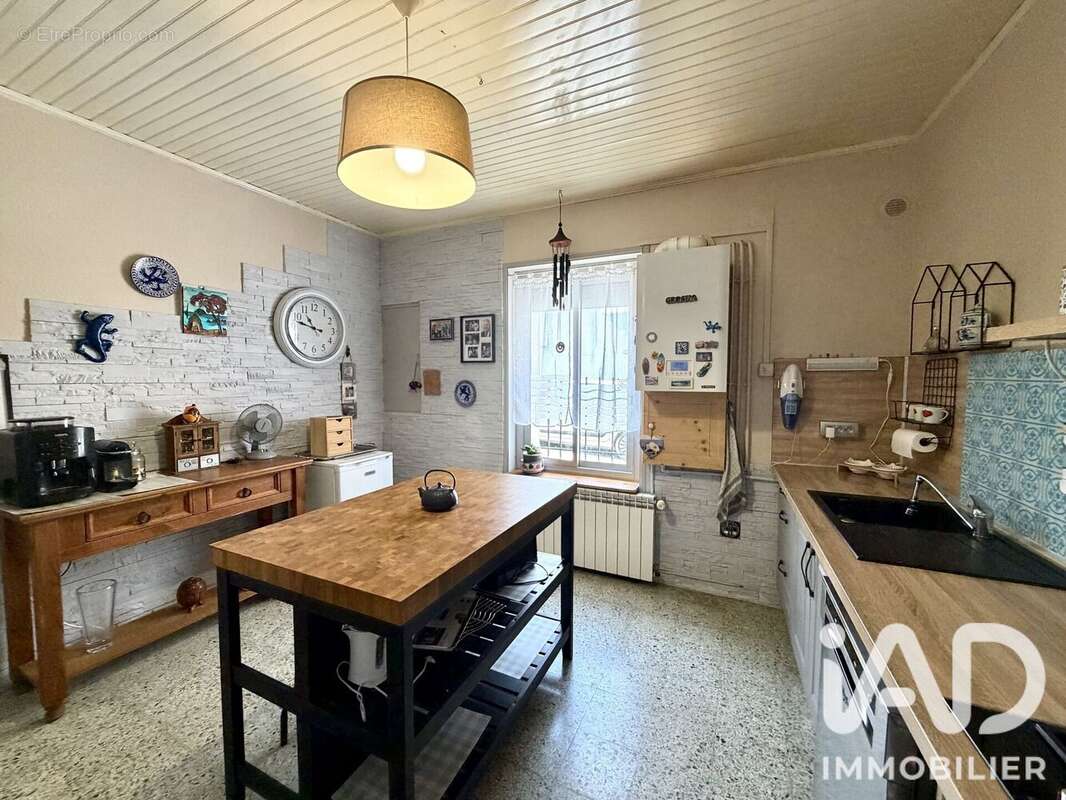 Maison 122 m² à Salles-D'aude  - photo 7