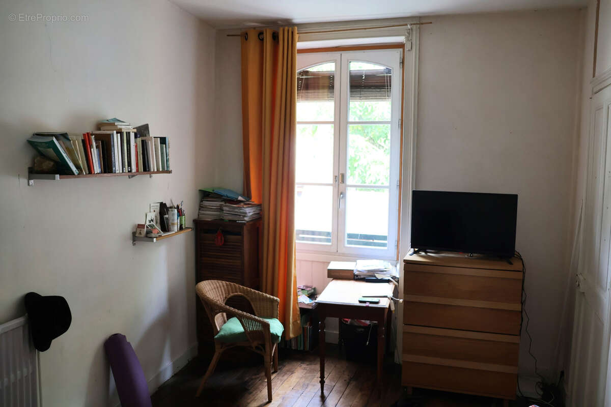 Maison-appartement, à RENNES, quartier Nord - Saint-Martin / 4 chambres et cour-terrasse privative - photo 9