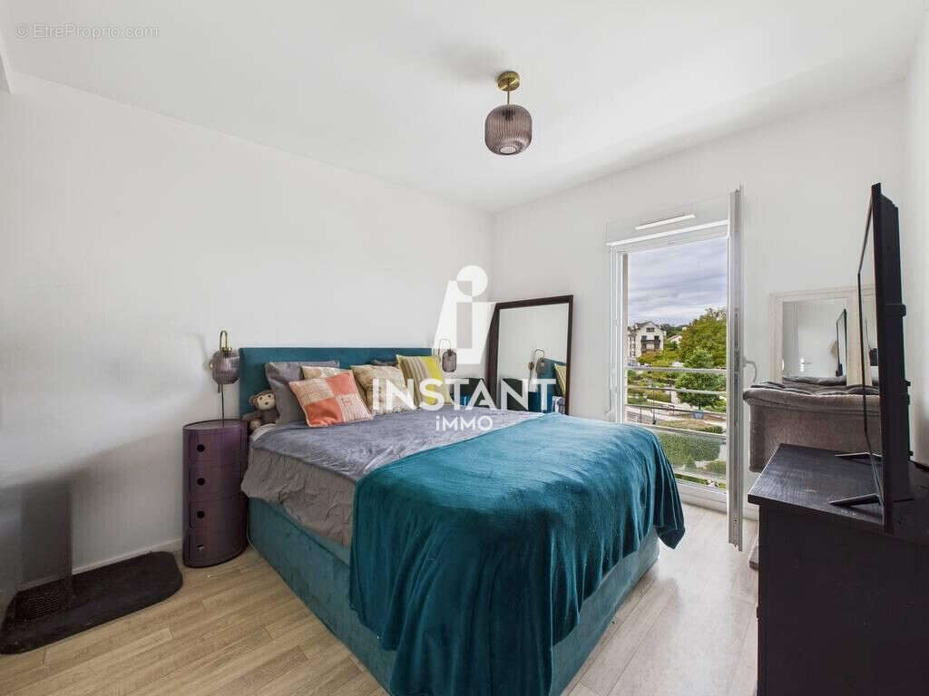 Appartement à VILLENEUVE-LE-ROI