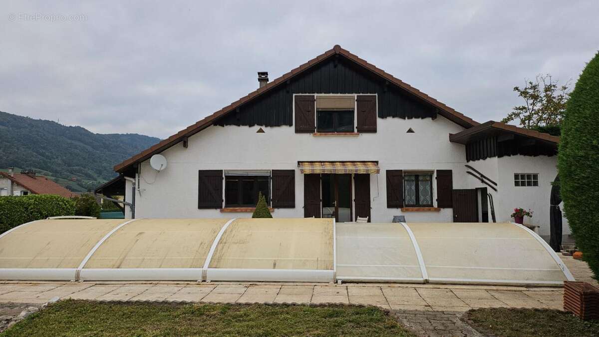 Maison à LA ROCHETTE