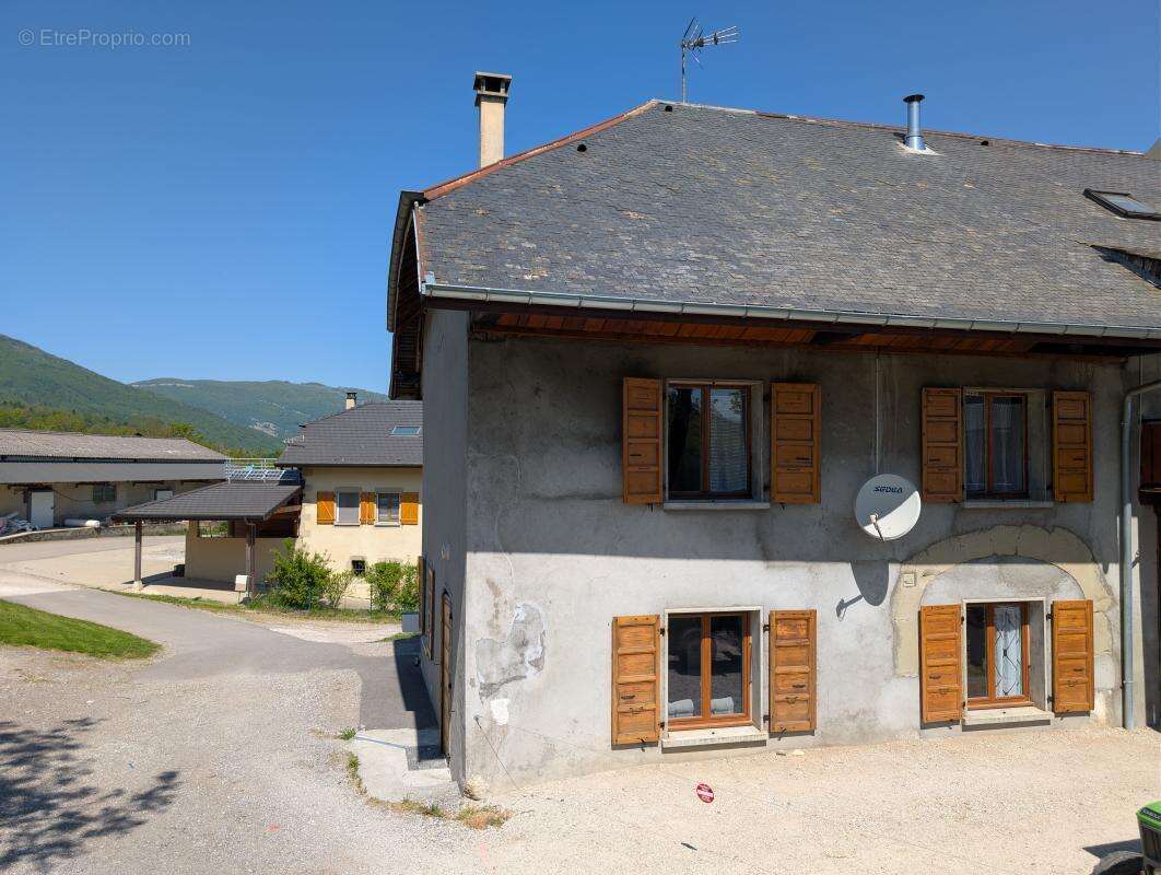 Appartement à LORNAY