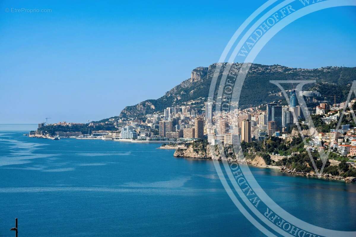 Maison à ROQUEBRUNE-CAP-MARTIN