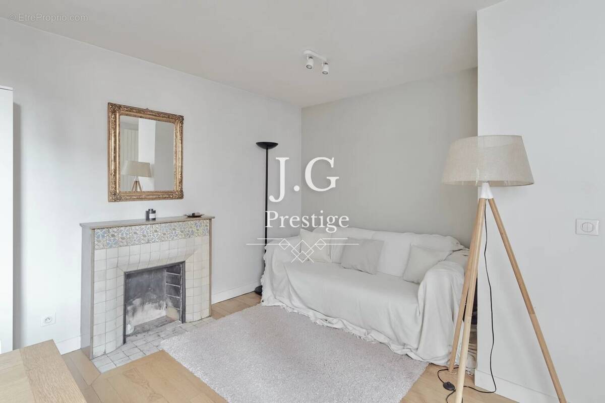 Appartement à PARIS-5E