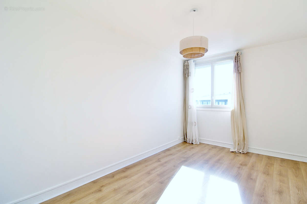 Appartement 80 m2, parking, cave, balcon... - photo 12