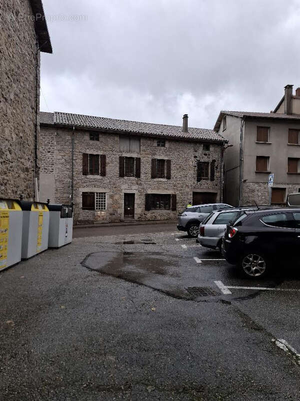 Maison à SAINT-MARTIN-DE-VALAMAS