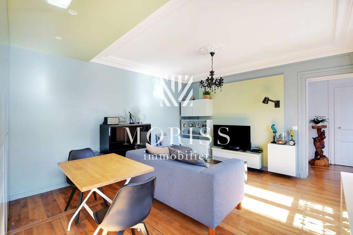 Appartement à PARIS-11E