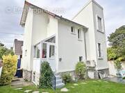 Maison à SAINT-MAUR-DES-FOSSES