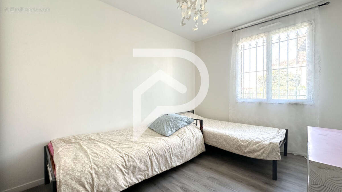 Maison à AULNAY-SOUS-BOIS