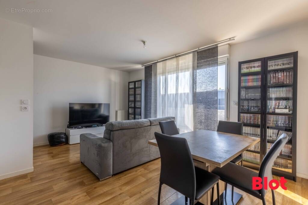 Appartement à MORDELLES