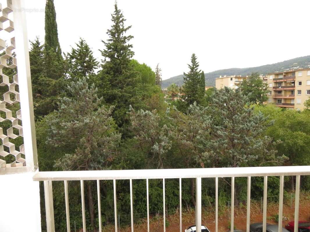  - Appartement à DRAGUIGNAN
