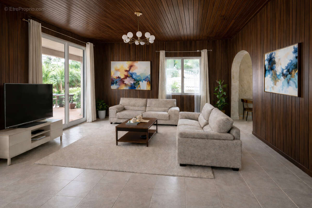 Maison à SAINT-DENIS