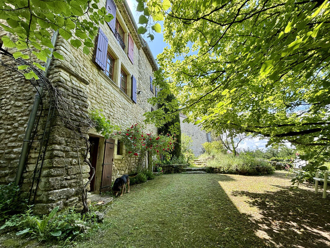 Maison à GRIGNAN