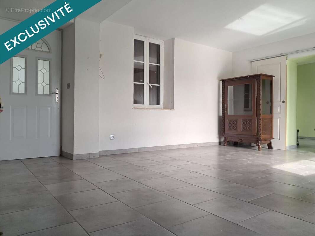 Photo 3 - Maison à CERCY-LA-TOUR