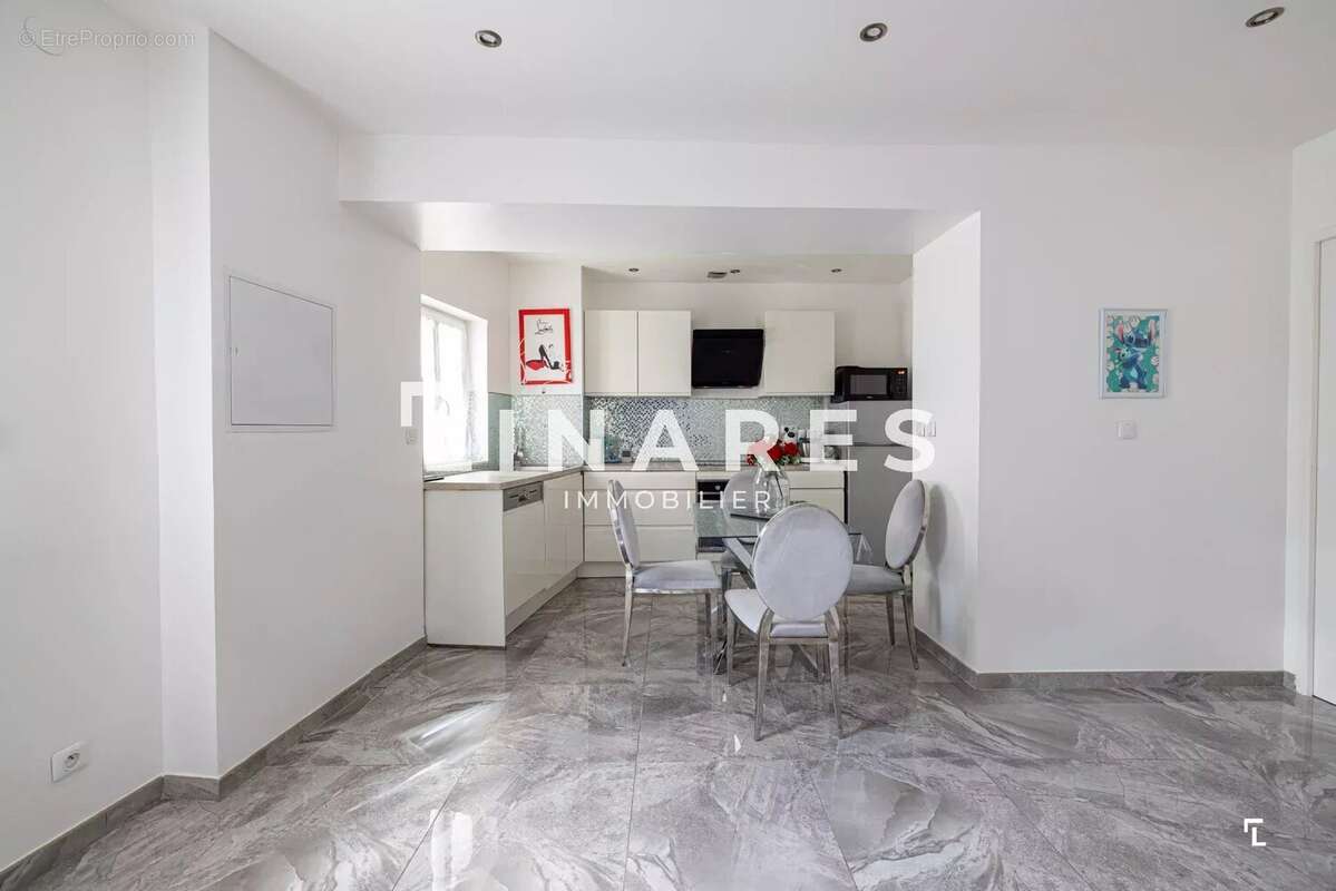 Appartement à MARSEILLE-11E