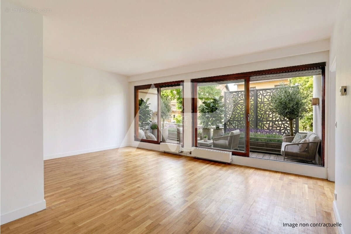 Appartement à SEVRES