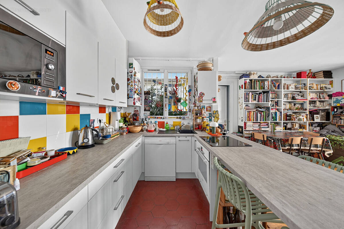 Appartement à PARIS-10E