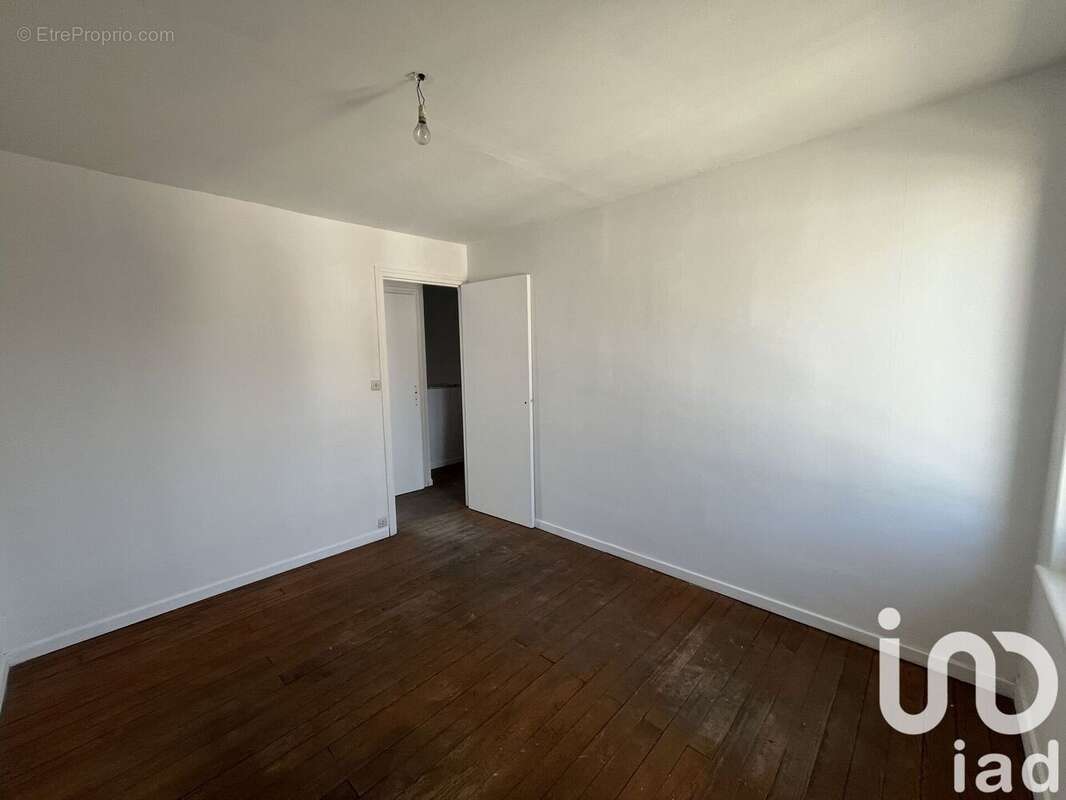 Photo 9 - Appartement à BRUAY-LA-BUISSIERE