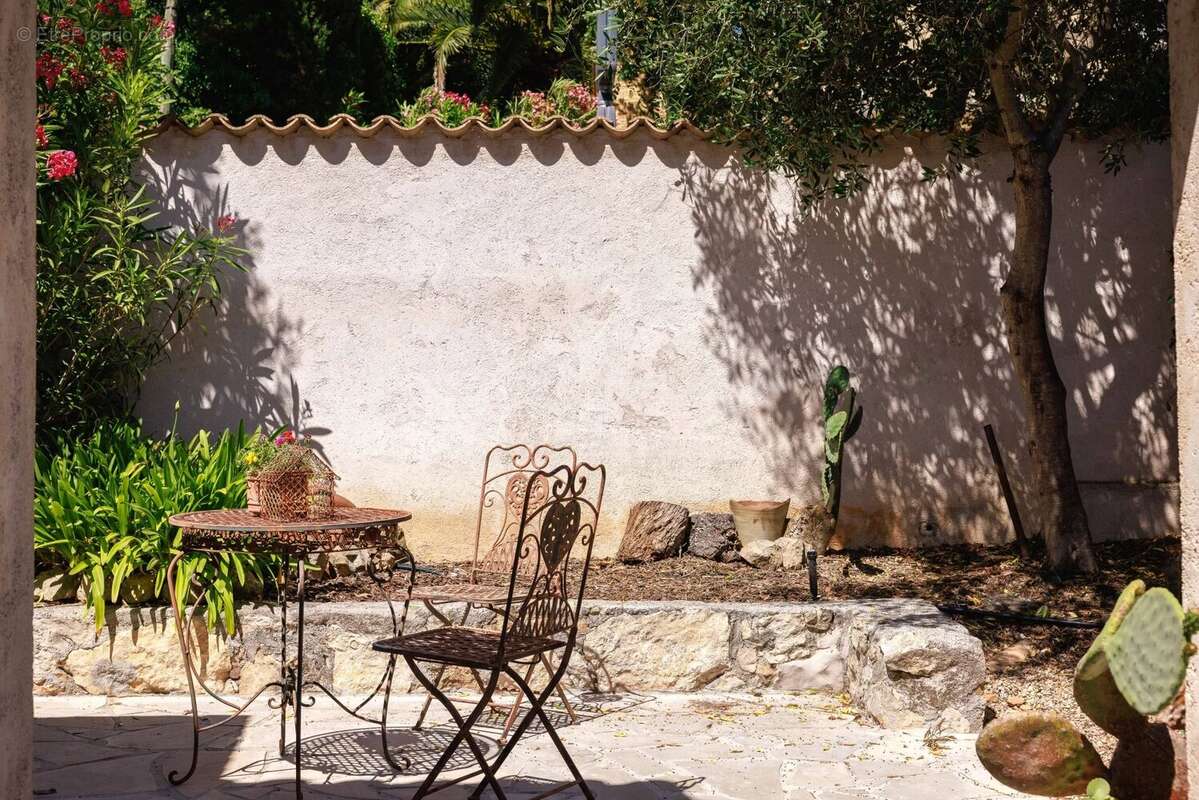Maison à BIOT