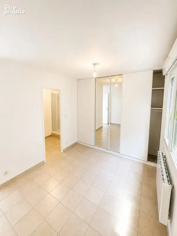 CHAMBRE 1