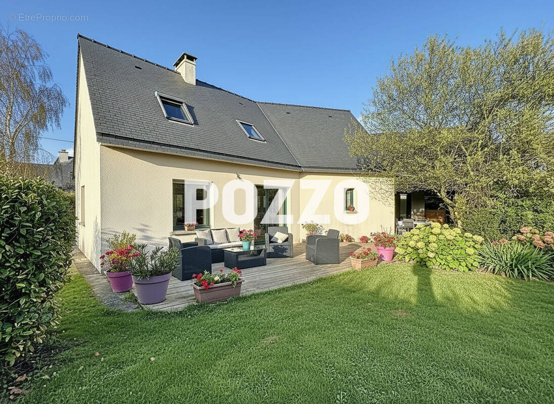 Maison à POILLEY