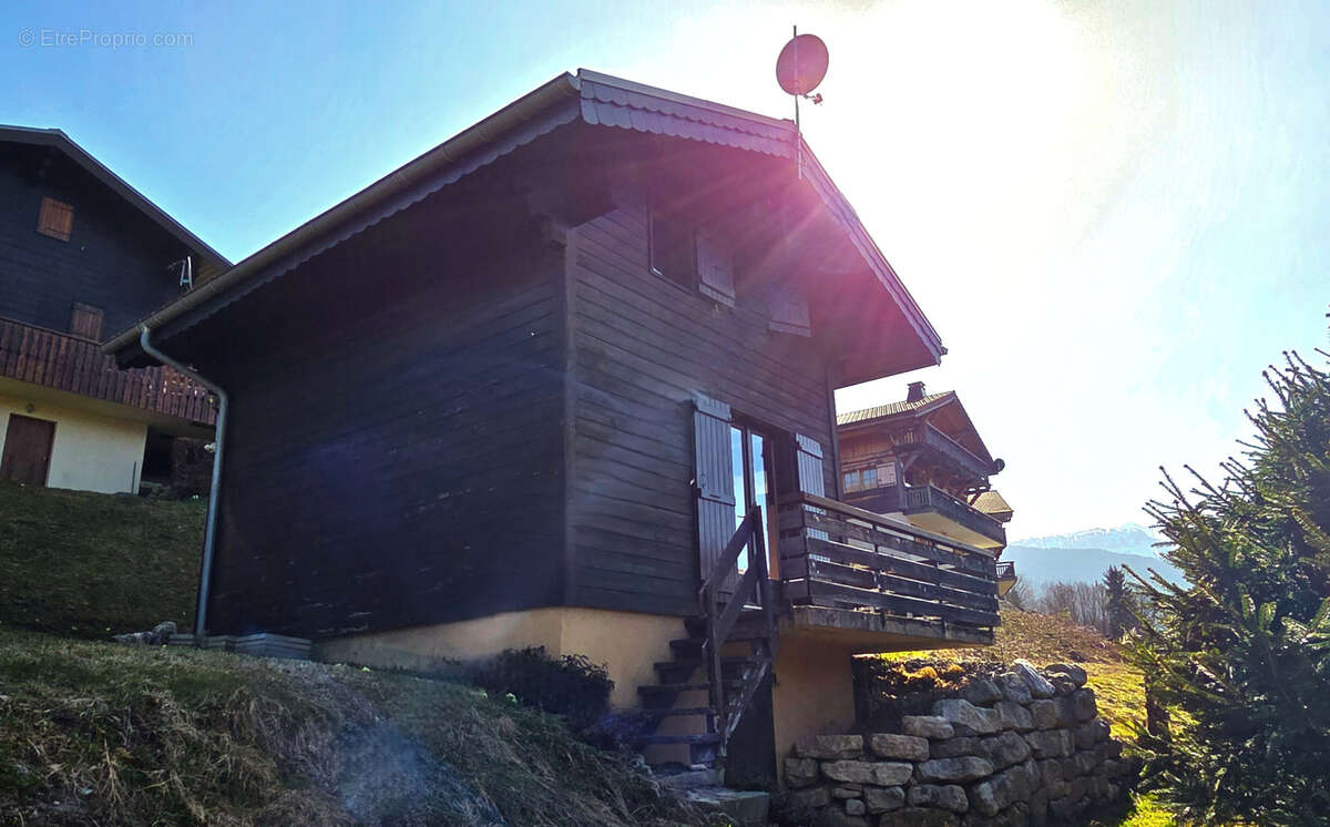 Maison à ARACHES-LA-FRASSE