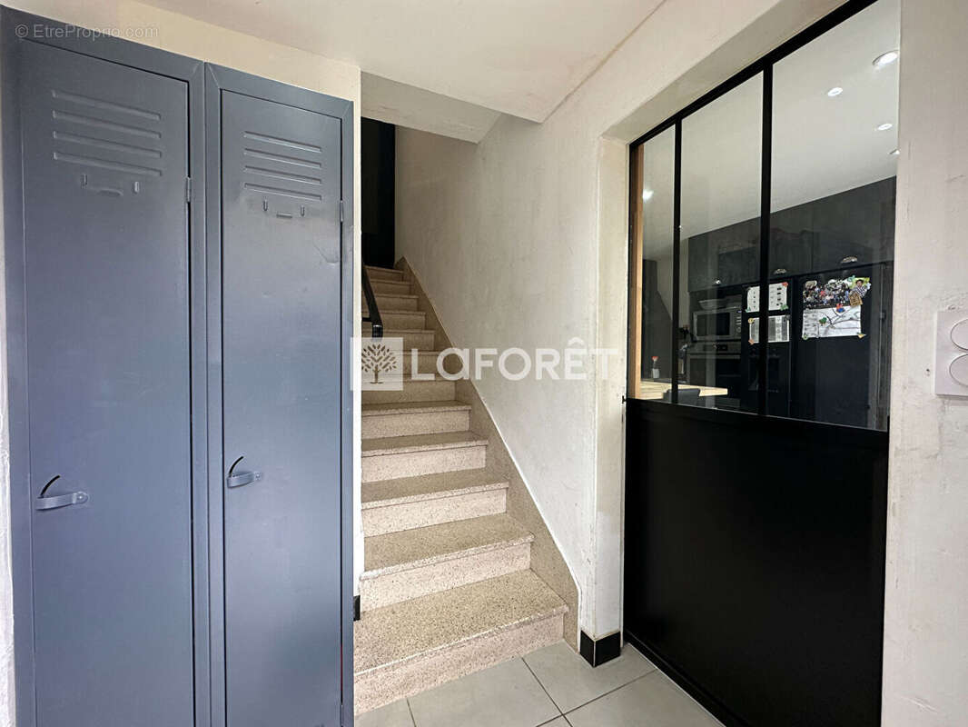 Maison à SAINT-JUERY