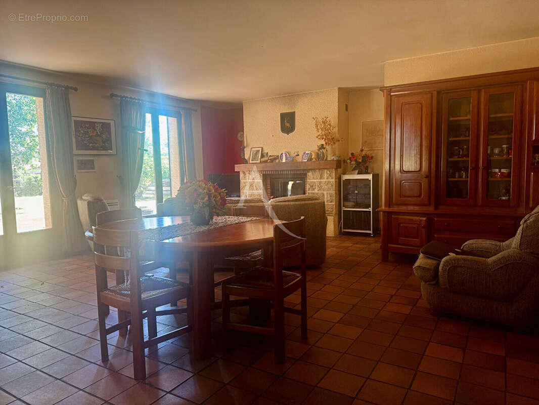 Maison à LA FERTE-IMBAULT