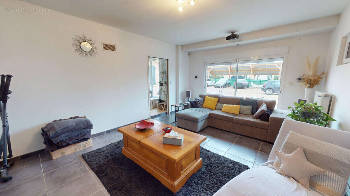 Maison à SAINT-DOULCHARD