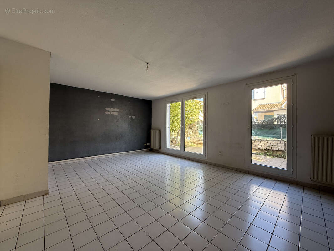 Maison à VILLENEUVE-LES-MAGUELONE