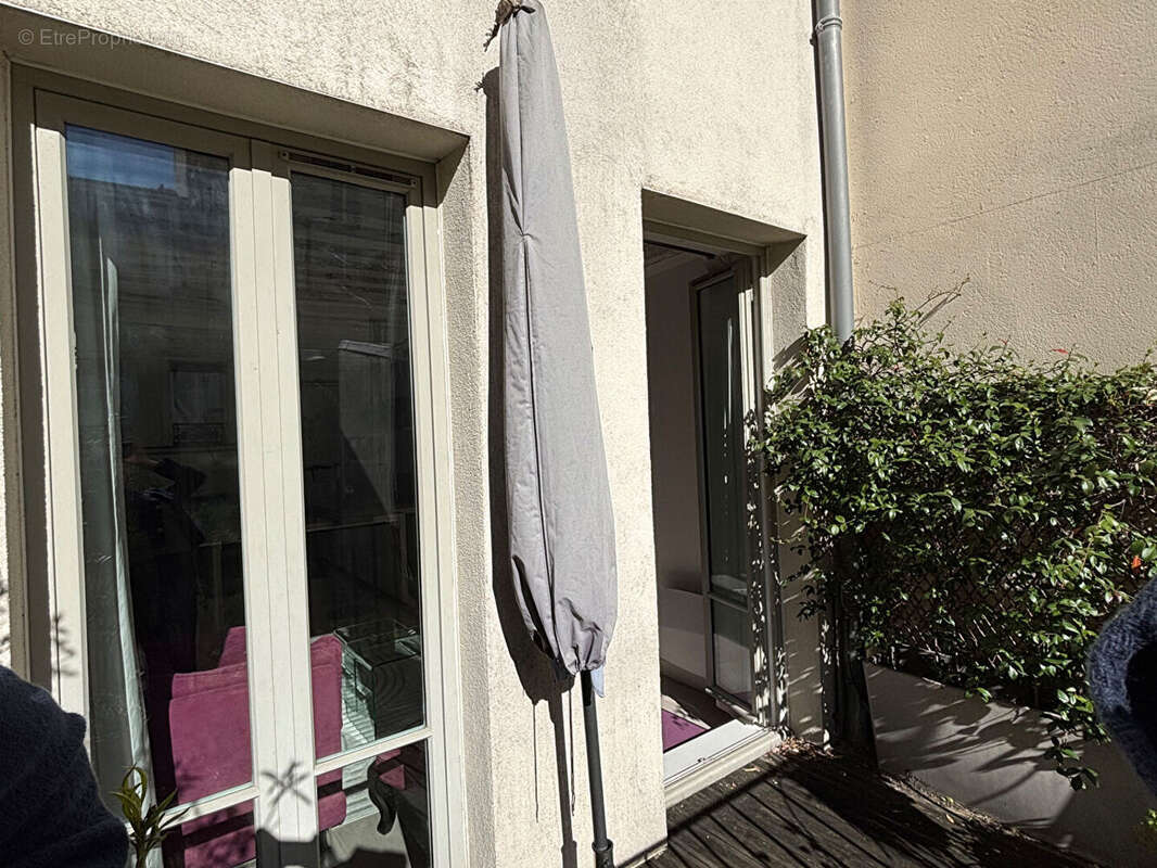 Appartement à PARIS-2E