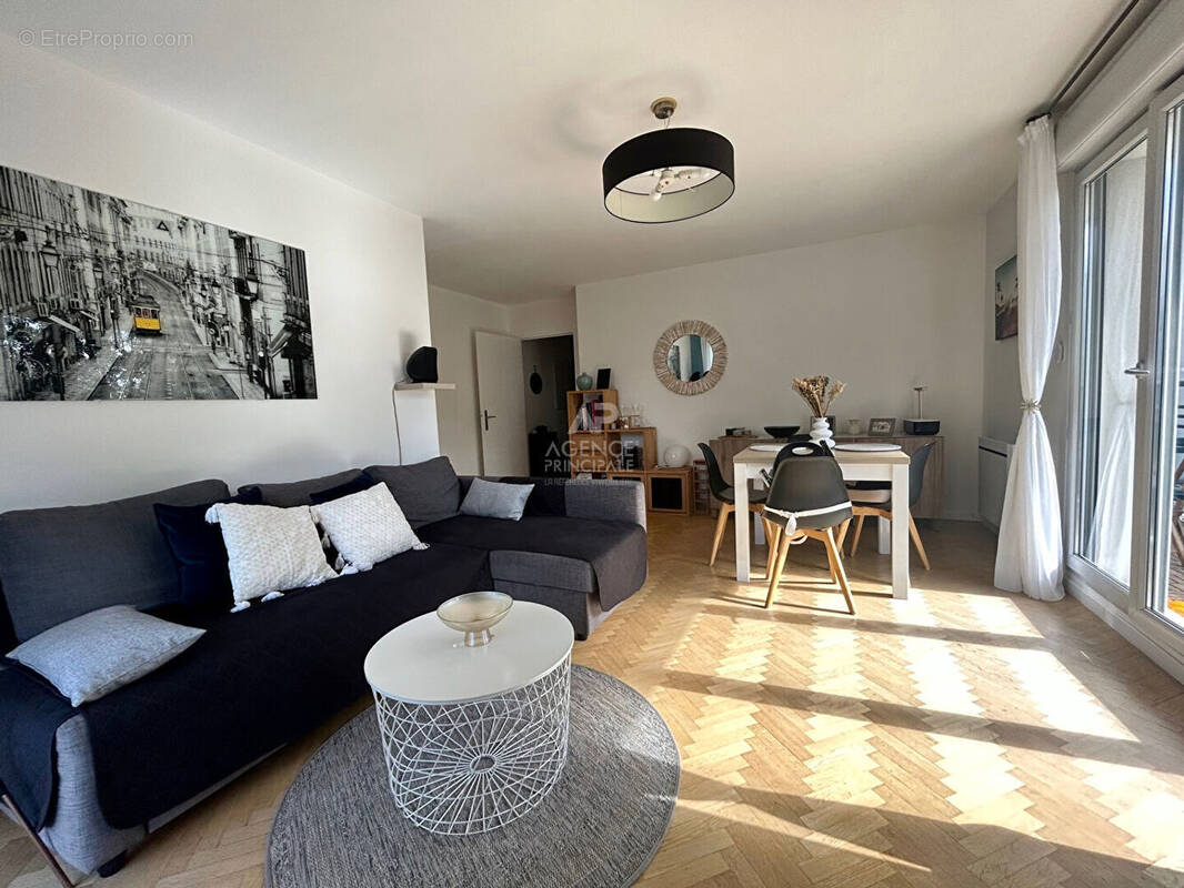 Appartement à CARRIERES-SOUS-POISSY