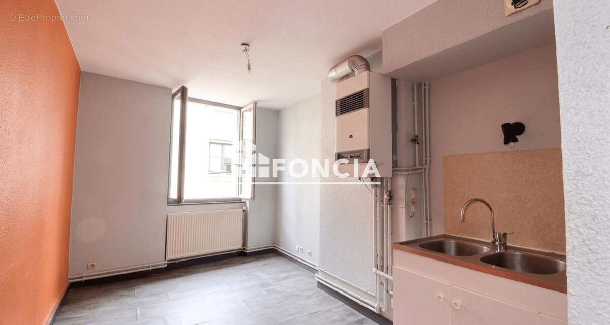 Appartement à SAINT-ETIENNE
