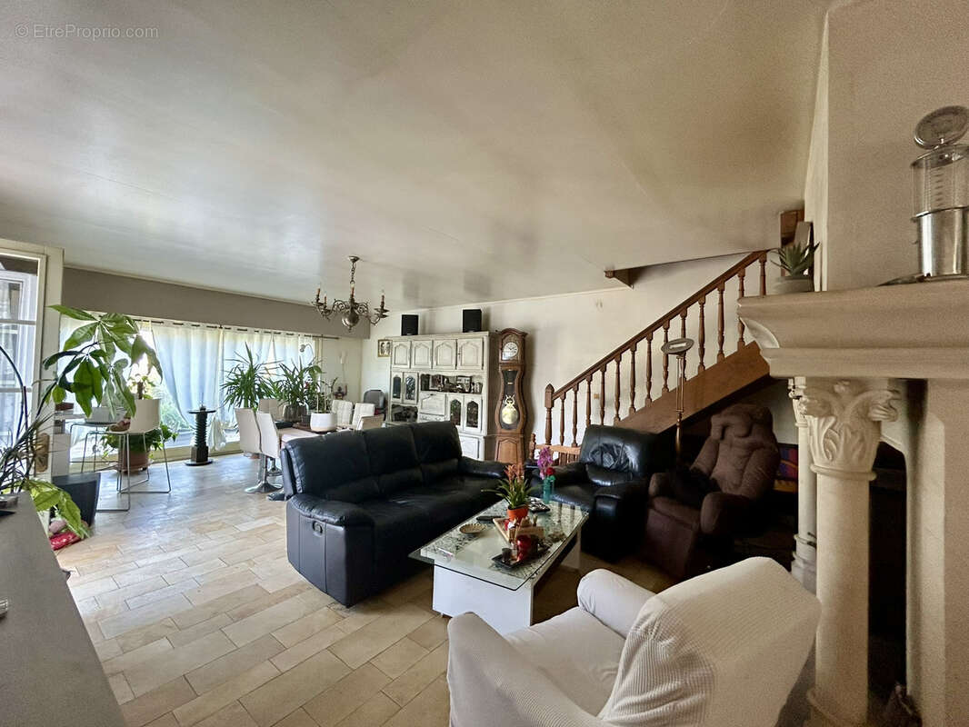 Maison à CANY-BARVILLE