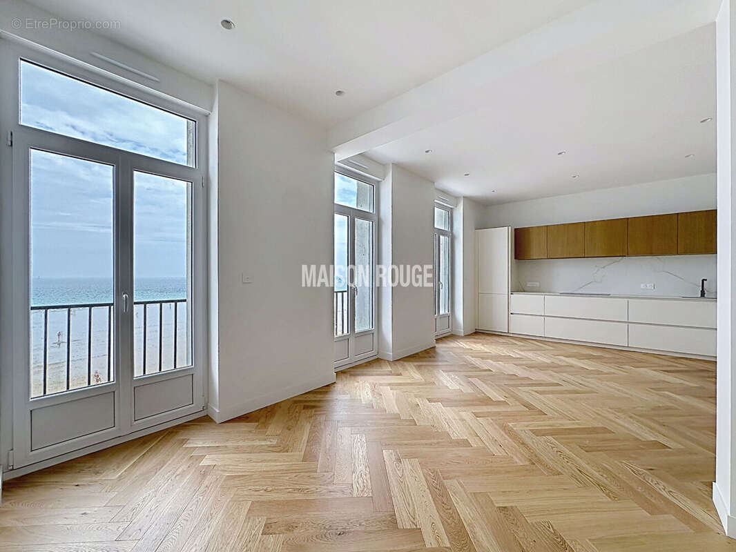 Appartement d'exception - 98 m² - Front de mer sur le Sillon - Vue mer panoramique - photo 3