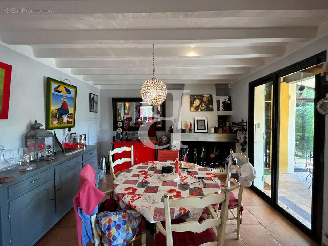 Maison 316 m² à Beaumes-De-Venise  - photo 5