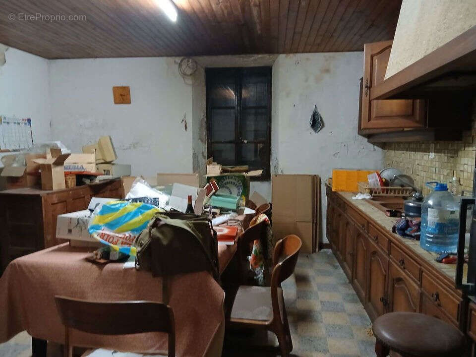 Maison à SAINTE-TULLE