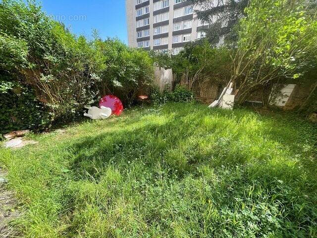 Appartement à MAISONS-ALFORT